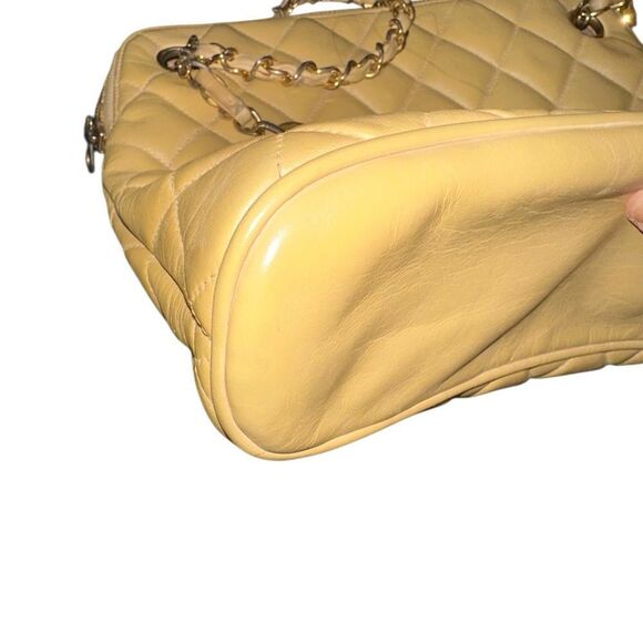 CHANEL Yellow Quilted Shoulder Bag with Chain Strap - Picture 10 of 16
